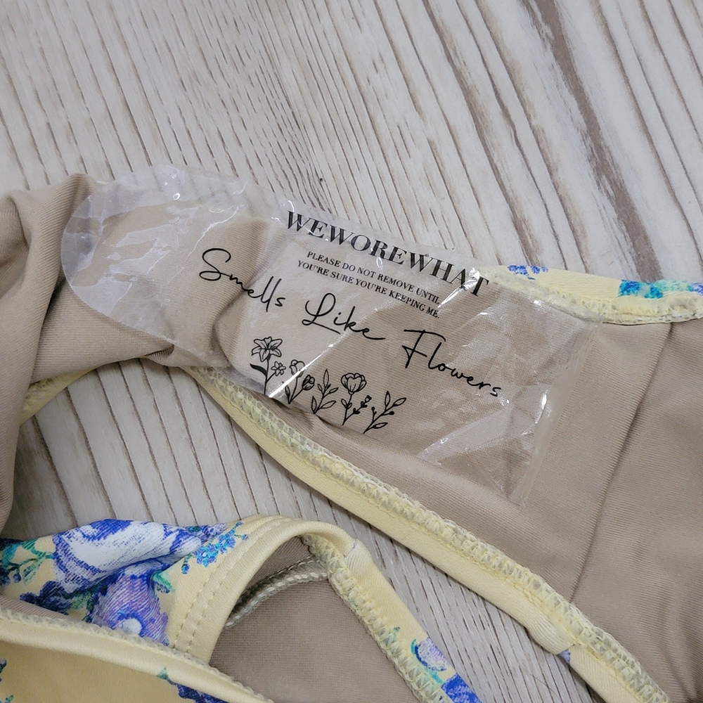 NWT We Wore What Golden Hour Floral One Piece Swimsuit in Soft Yellow and Blue L - Picture 8 of 11